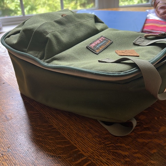 LL Bean Lunch Box. Good condition - Picture 6 of 16